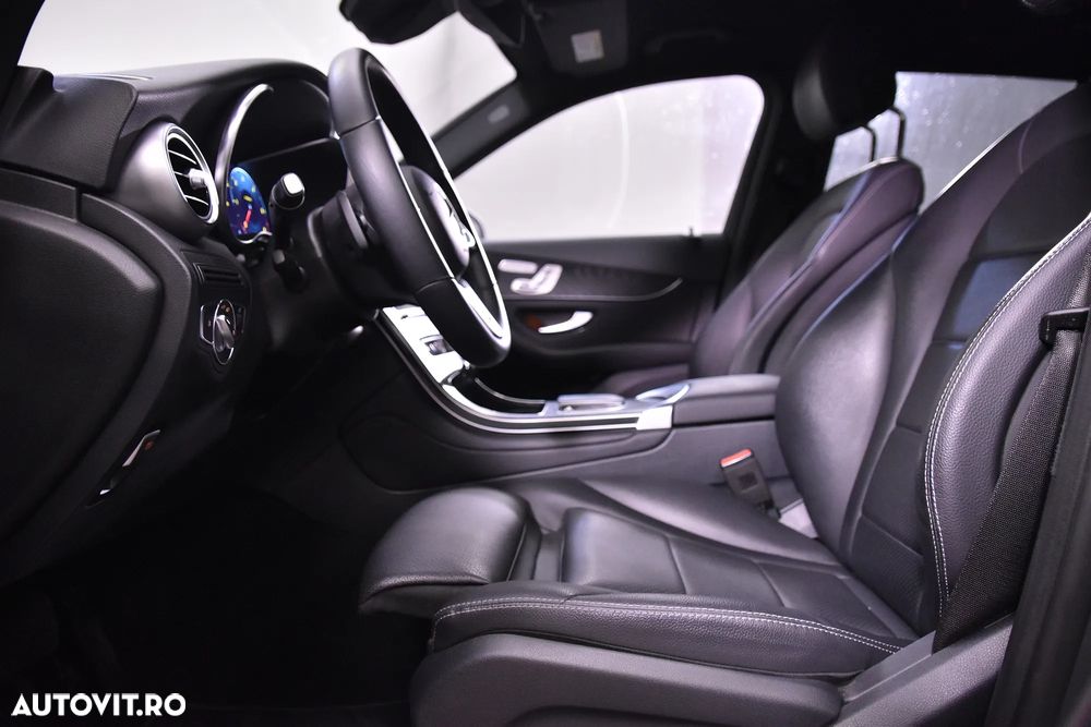 Mercedes-Benz GLC - 25