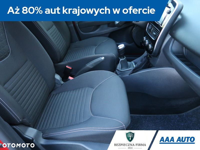 Renault Clio - 10