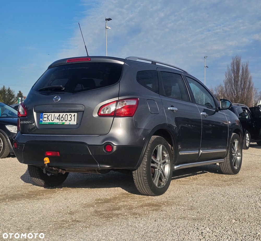 Nissan Qashqai+2 - 4