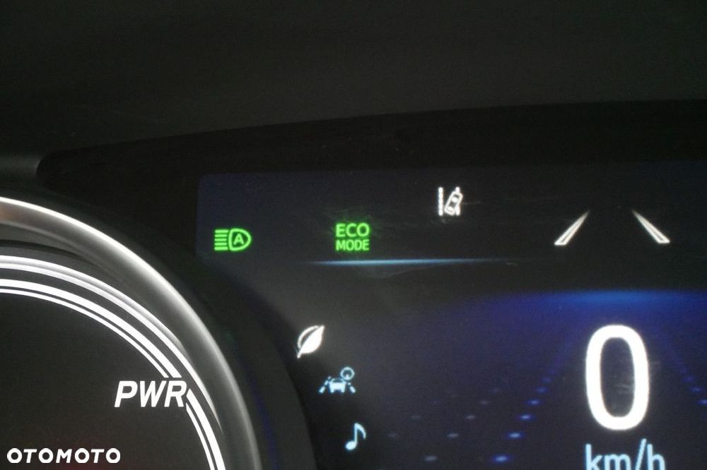 Toyota Camry 2.5 Hybrid Comfort CVT - 20