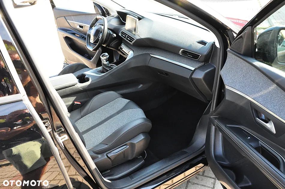 Peugeot 3008 BlueHDi 130 Stop & Start Allure Business-Paket - 22