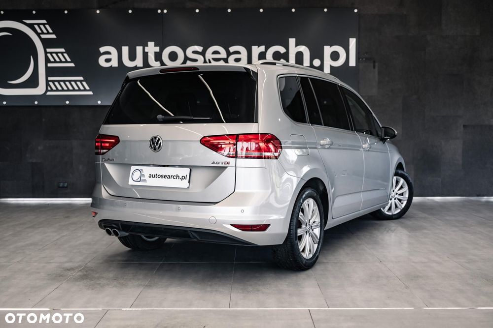 Volkswagen Touran - 5