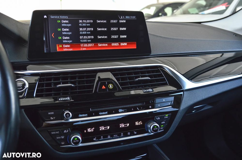 BMW Seria 5 520d Aut. Luxury Line - 19