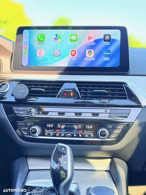 BMW Seria 5 520d AT MHEV - 34