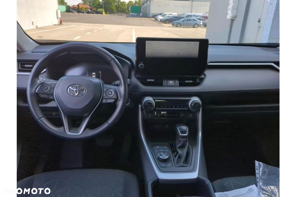 Toyota RAV4 - 9