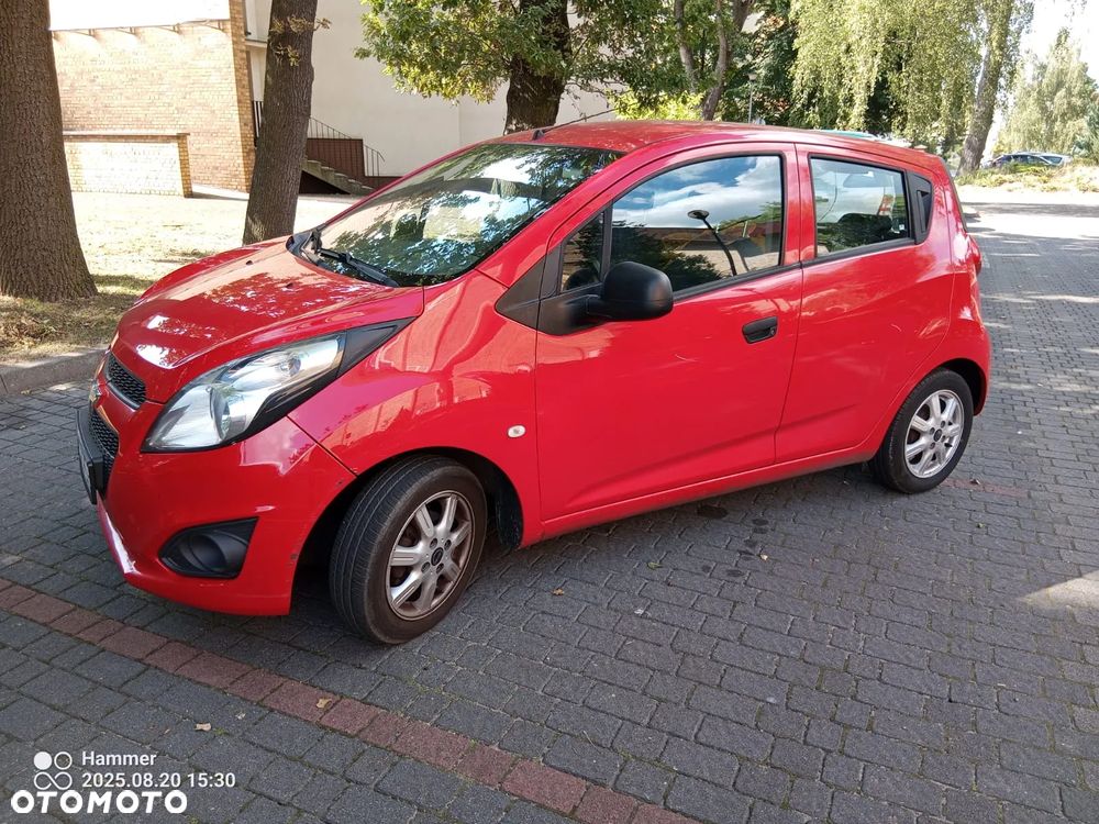 Chevrolet Spark 1.0 Base - 4