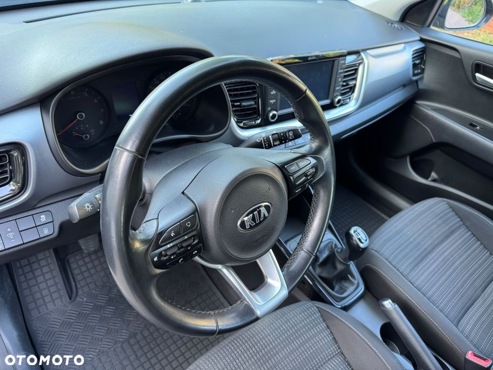 Kia Stonic - 5