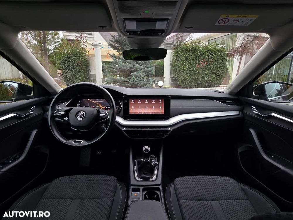 Skoda Octavia 2.0 TDI Premium Edition - 5