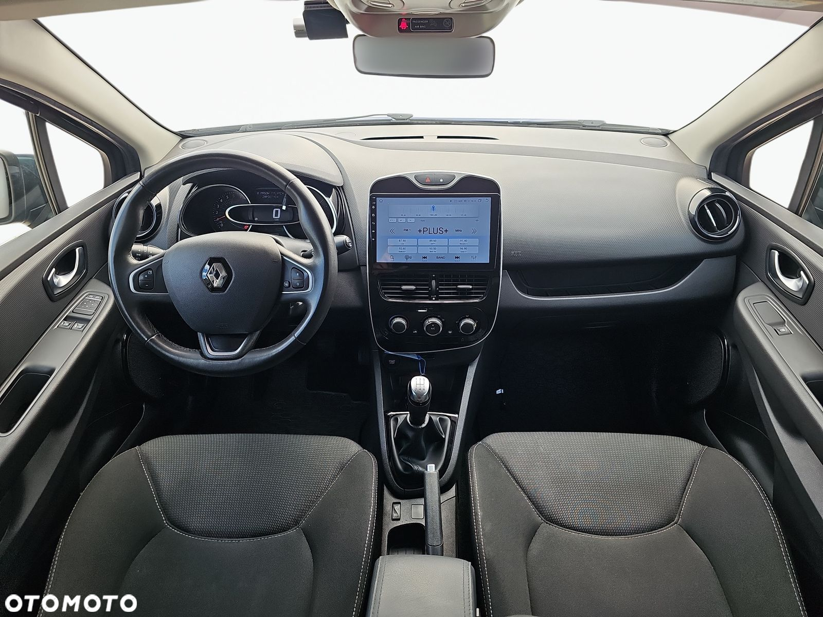 Renault Clio 0.9 TCe Alize - 10