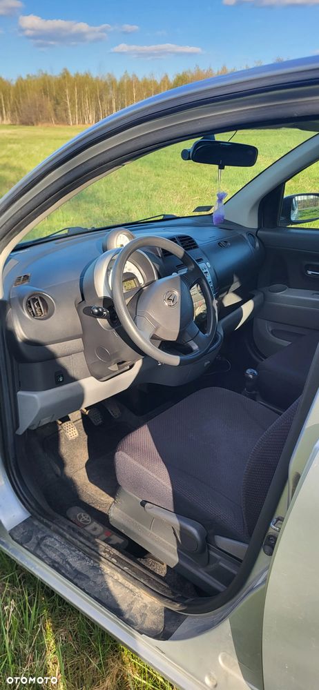 Daihatsu Sirion 1.3 - 3