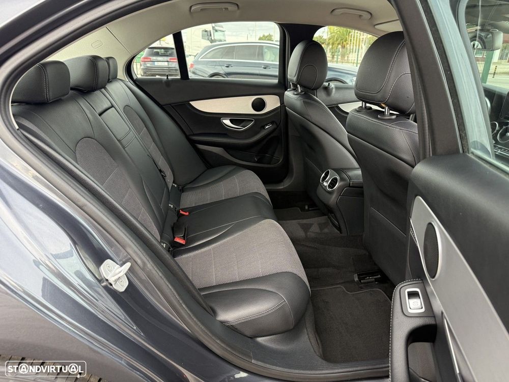 Mercedes-Benz C 220 d Avantgarde Aut. - 12