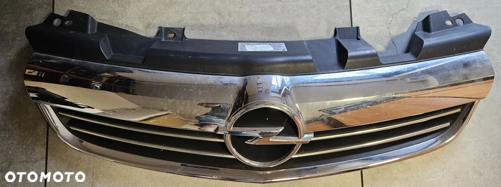 Opel Zafira B II 2 grill atrapa - 3