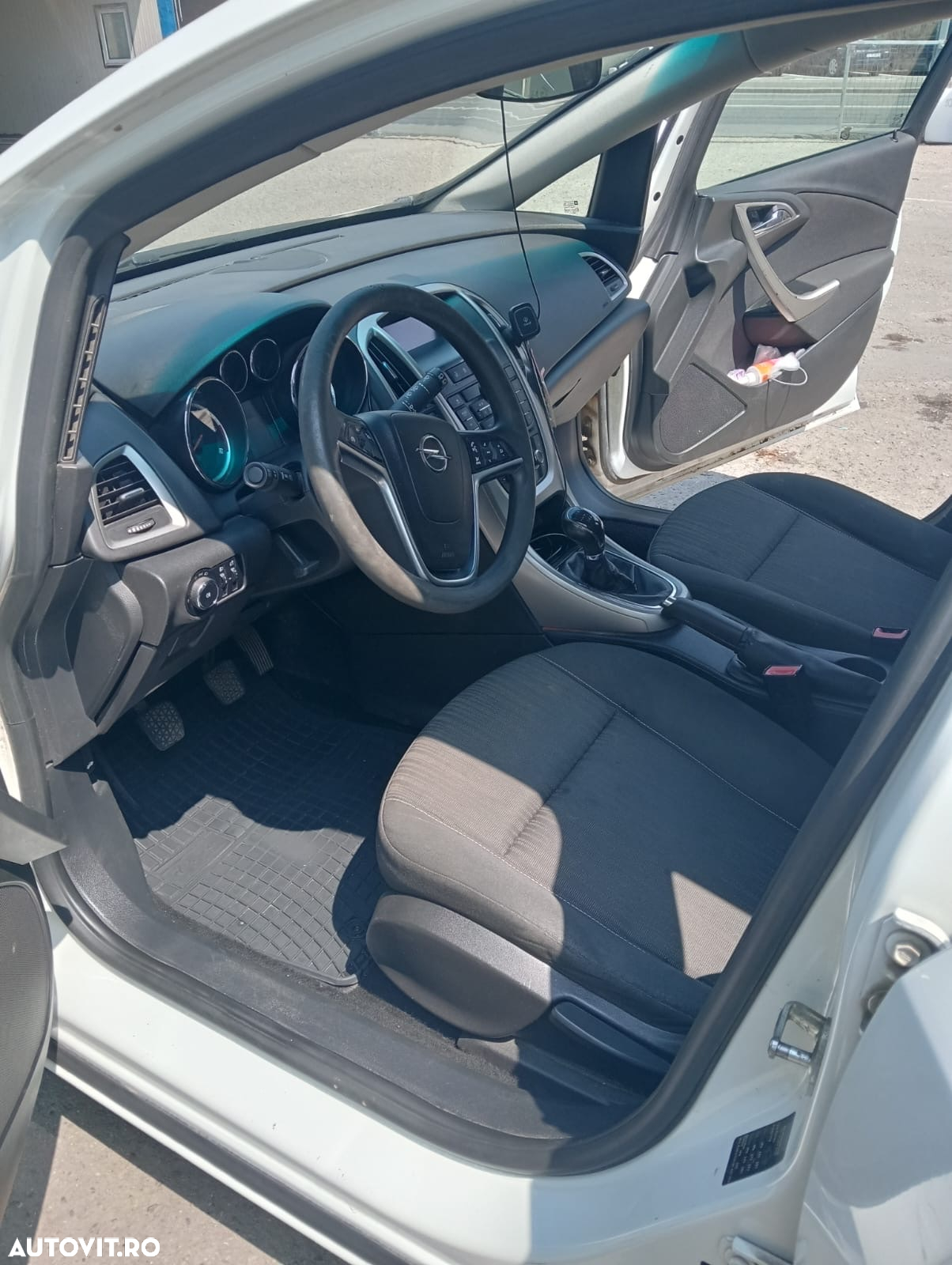 Opel Astra 1.9 CDTI Cosmo - 5