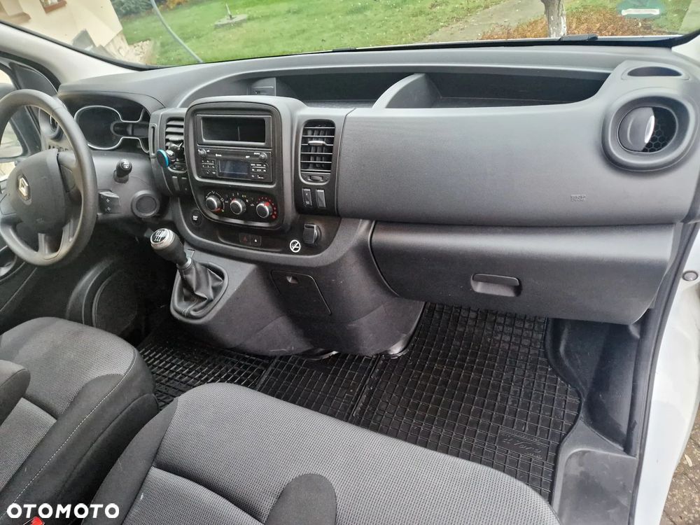 Renault Trafic - 8