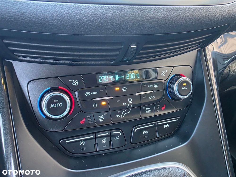 Ford Kuga - 17