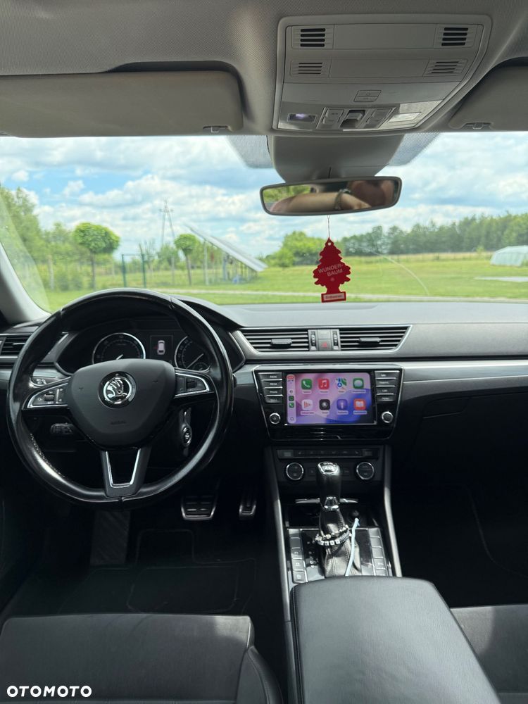 Skoda Superb 2.0 TDI Sportline DSG - 14