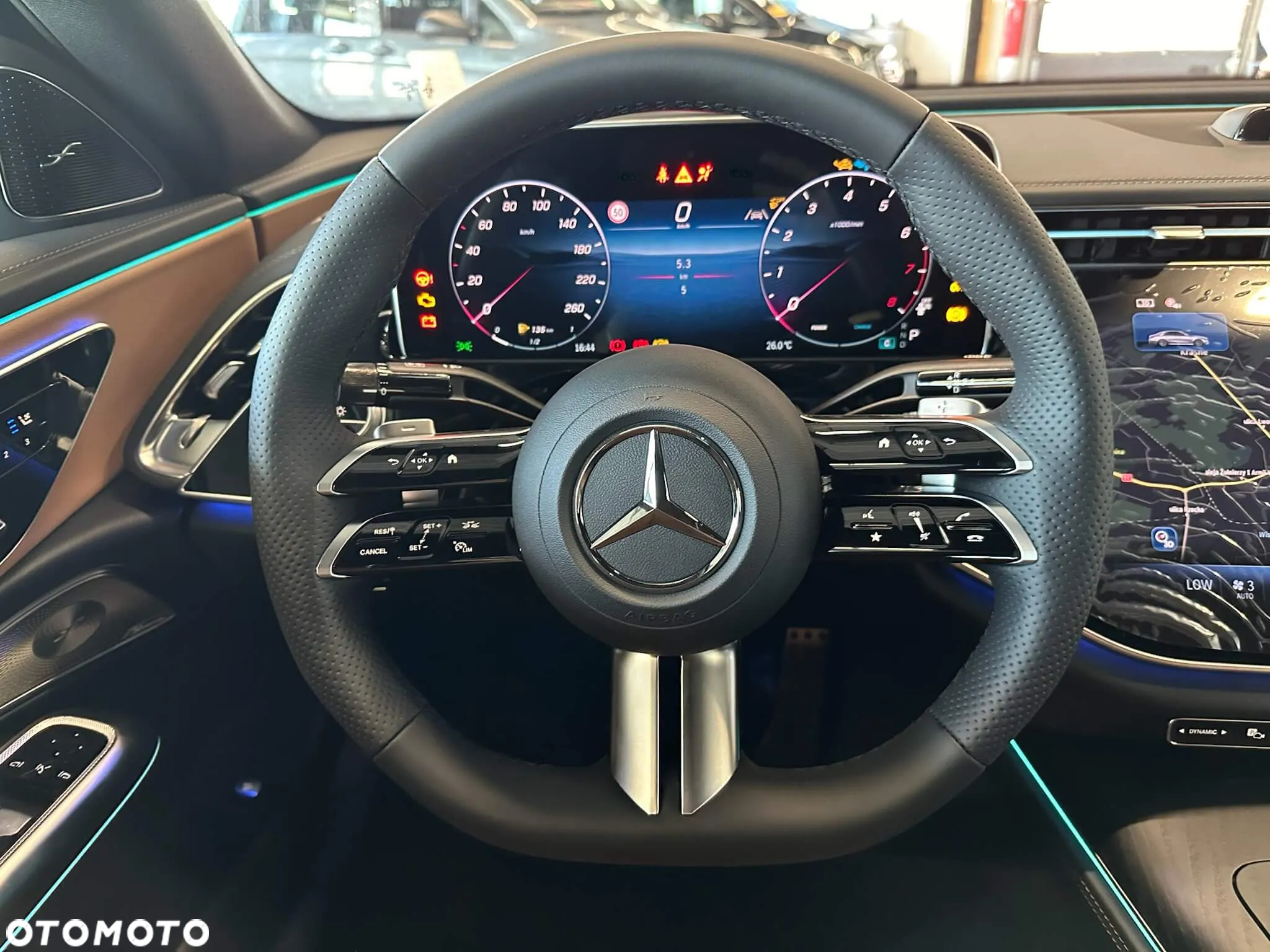 Mercedes-Benz Klasa E 200 AMG - 7