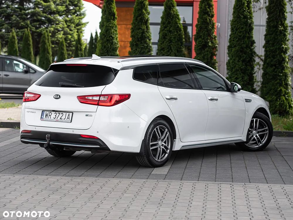 Kia Optima - 10
