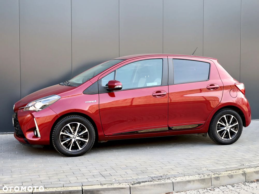 Toyota Yaris Hybrid 100 Premium EU6 - 14