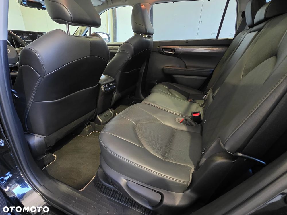 Toyota Highlander 2.5 Hybrid Executive - 19