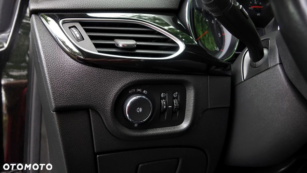 Opel Astra 1.5 CDTI Ultimate S&S - 3