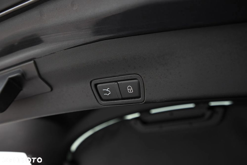 Alfa Romeo Stelvio 2.0 Turbo 16V AT8-Q4 Super - 39