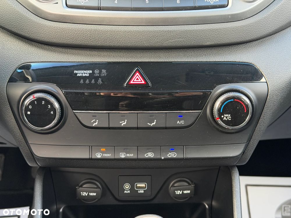 Hyundai Tucson blue 1.7 CRDi 2WD Classic - 12