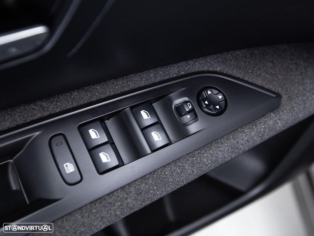 Peugeot 3008 - 13