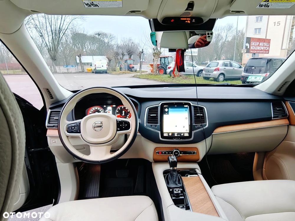 Volvo XC 90 T6 AWD Geartronic Momentum - 33