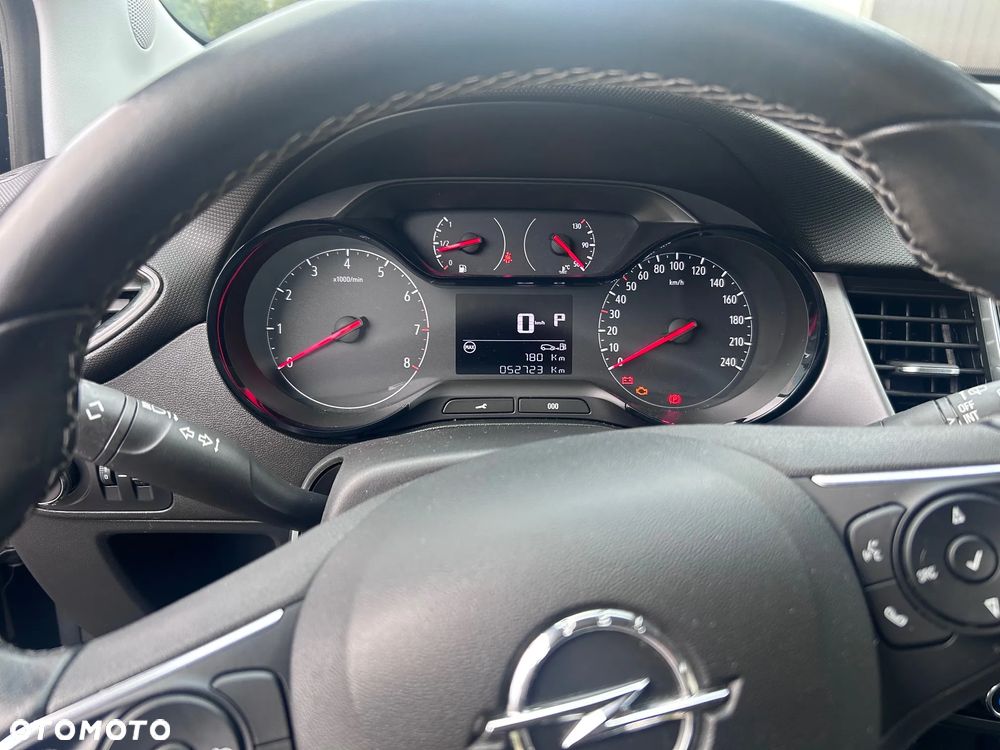 Opel Crossland X 1.2 T Enjoy S&S - 8