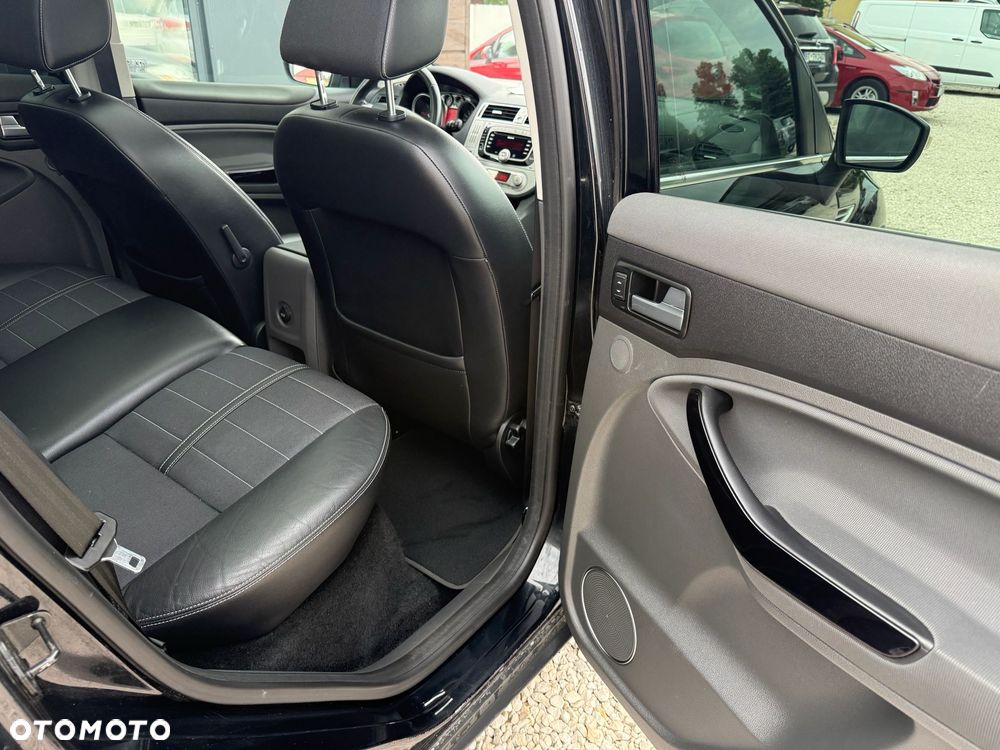 Ford Kuga 2.0 TDCi 4x4 Titanium - 16