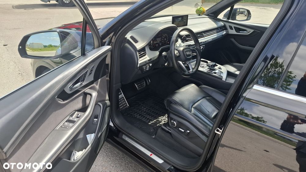 Audi Q7 - 9