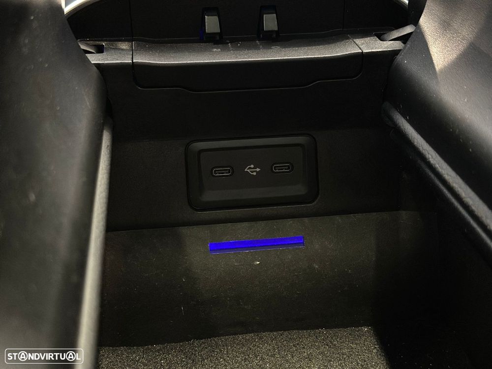 Mercedes-Benz C 300 e AMG Line - 34