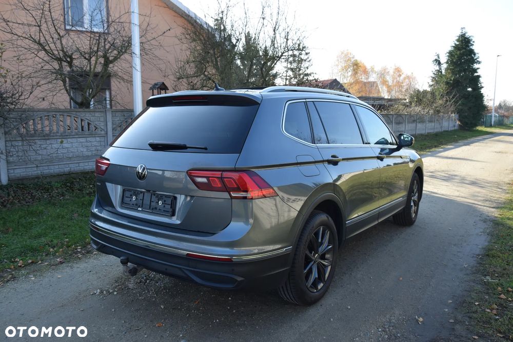 Volkswagen Tiguan Allspace 1.5 TSI ACT OPF IQ.DRIVE - 8
