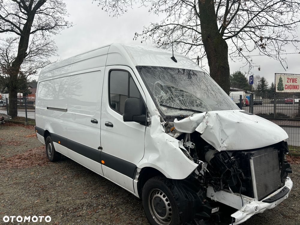 Mercedes-Benz Sprinter - 3