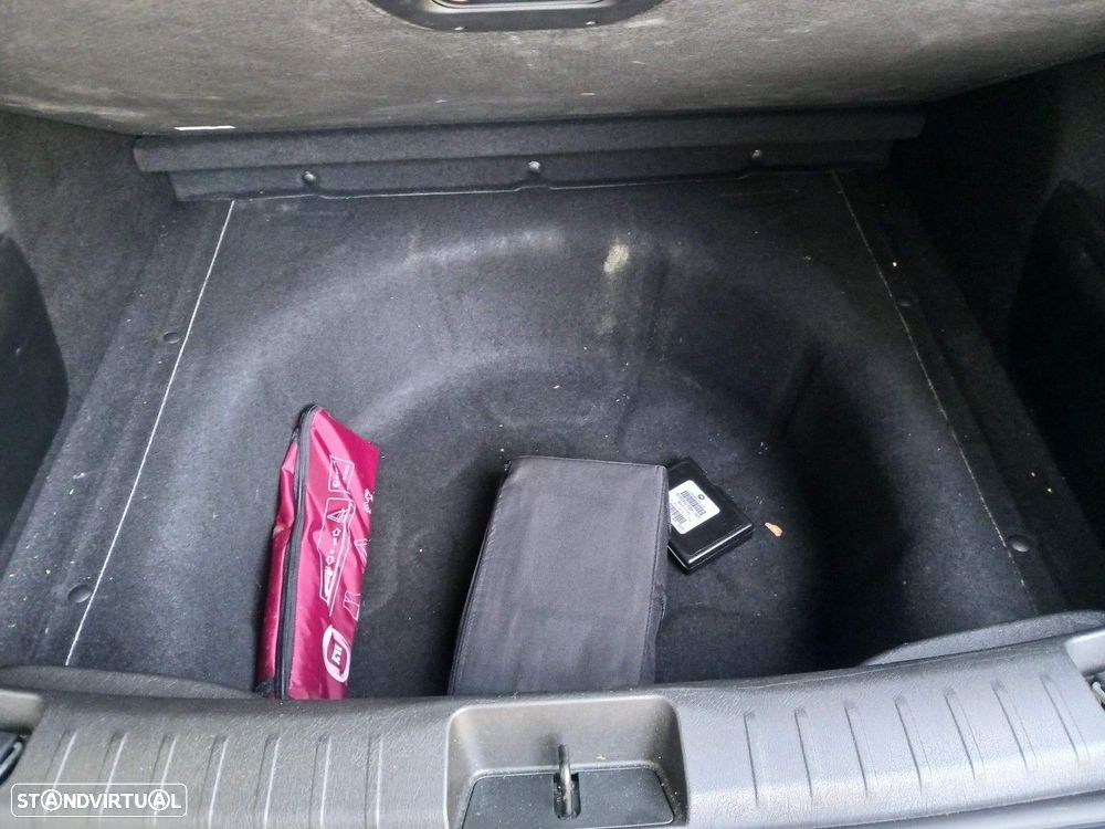 Fiat Tipo Station Wagon Cross 1.5 GSE T4 Cross DCT - 38