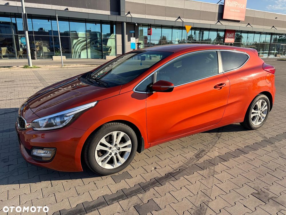 Kia ProCeed 1.6 GDI L - 18