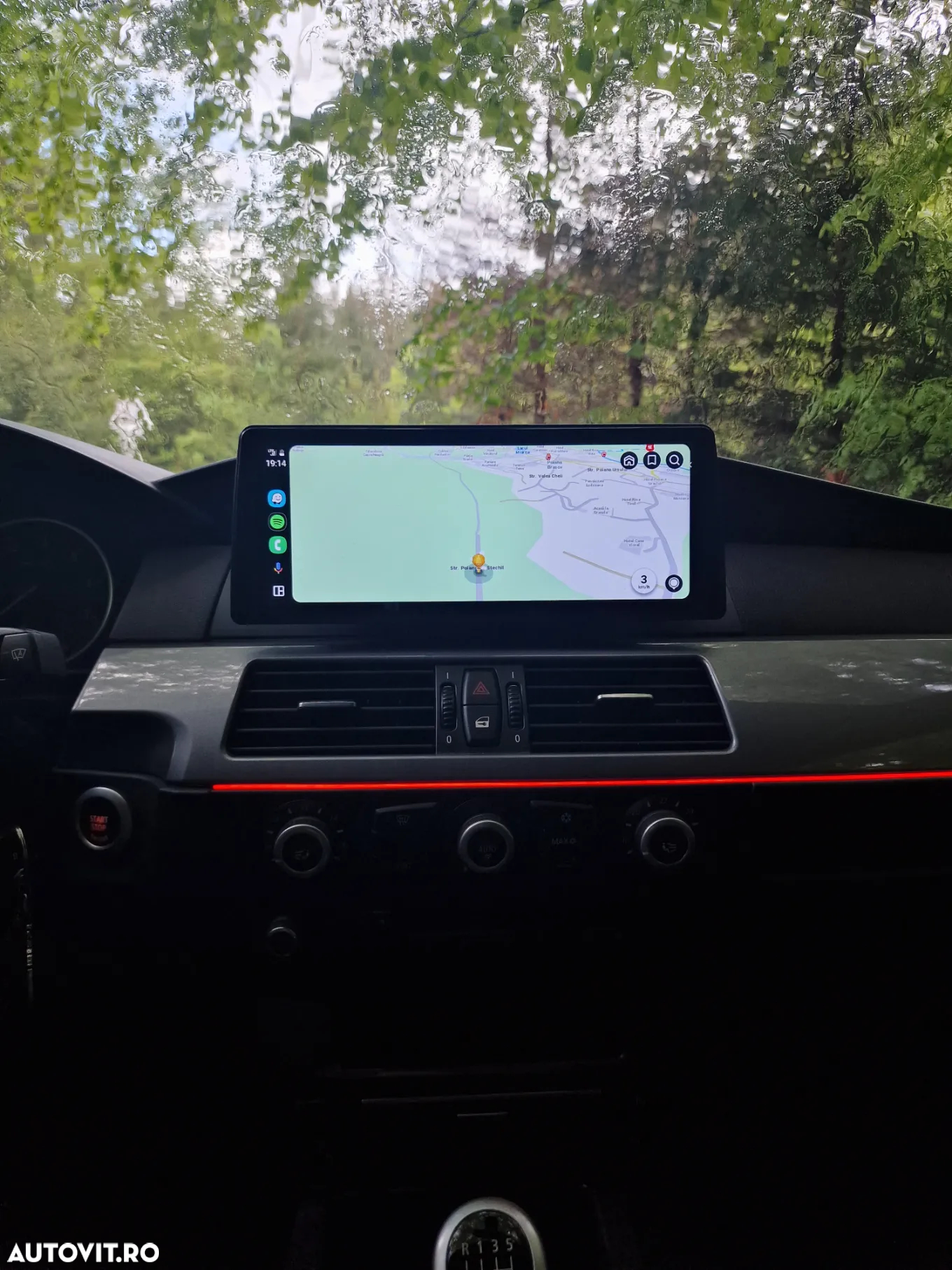 BMW Seria 5 520i - 15