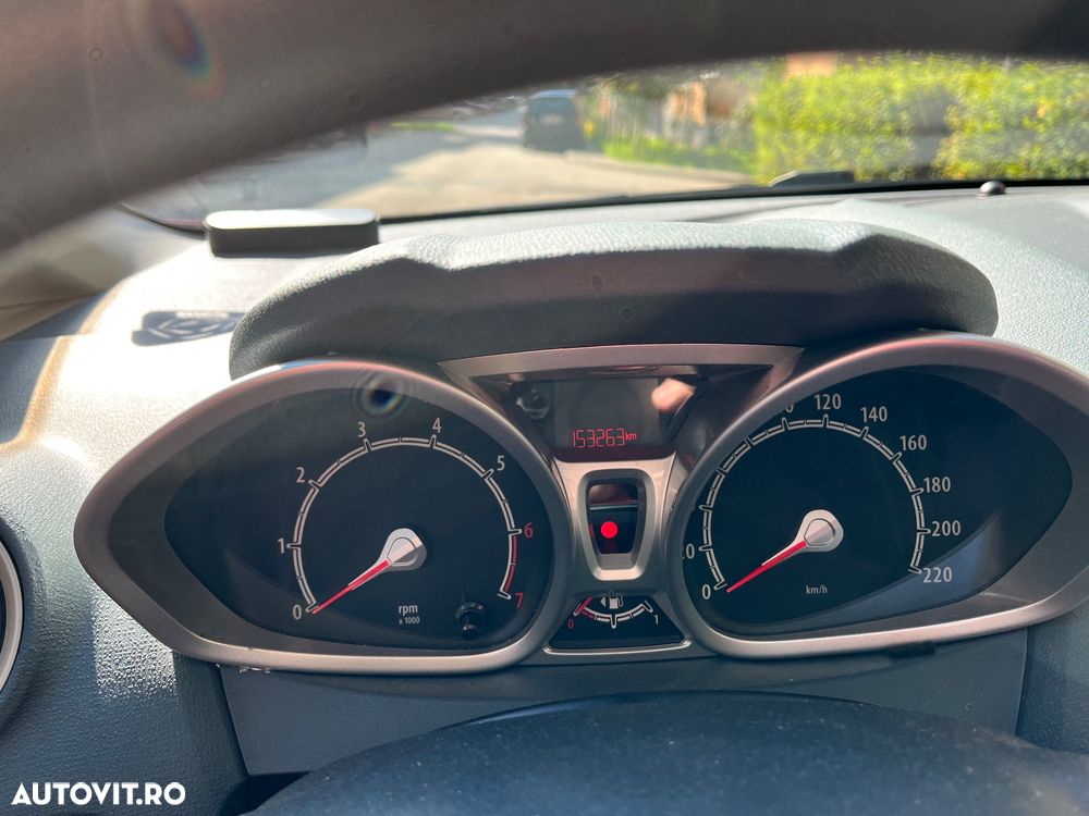 Ford Fiesta 1.25 Trend - 7