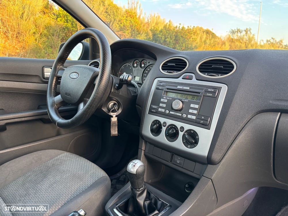 Ford Focus 1.6 TDCi Ghia - 19