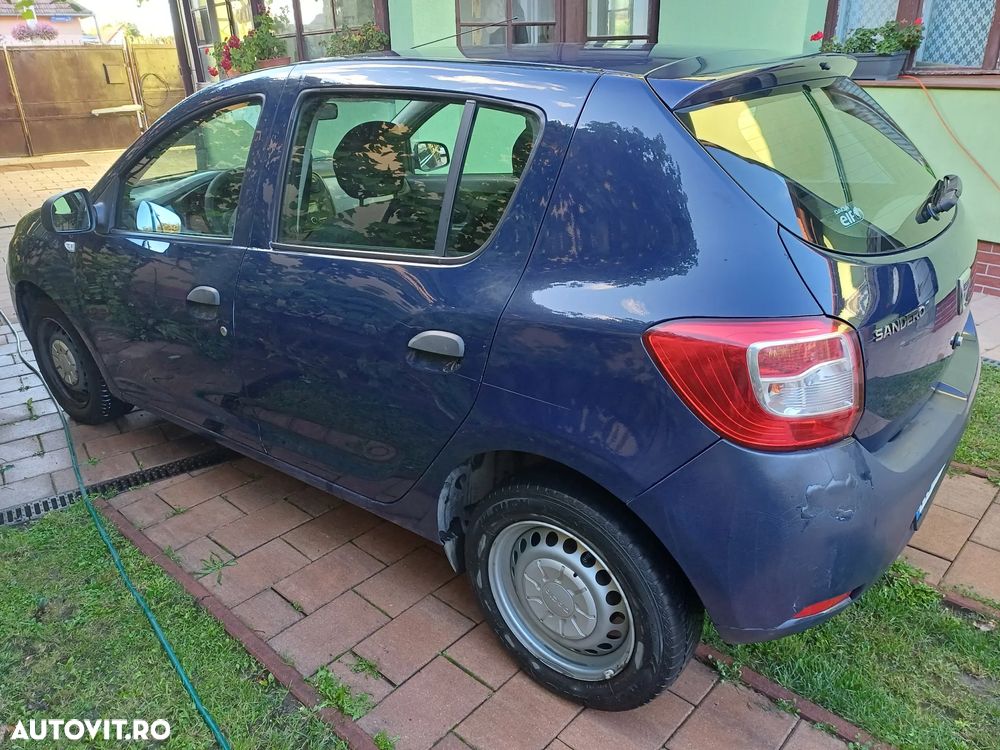 Dacia Sandero 1.2 16V 75 Ambiance - 2