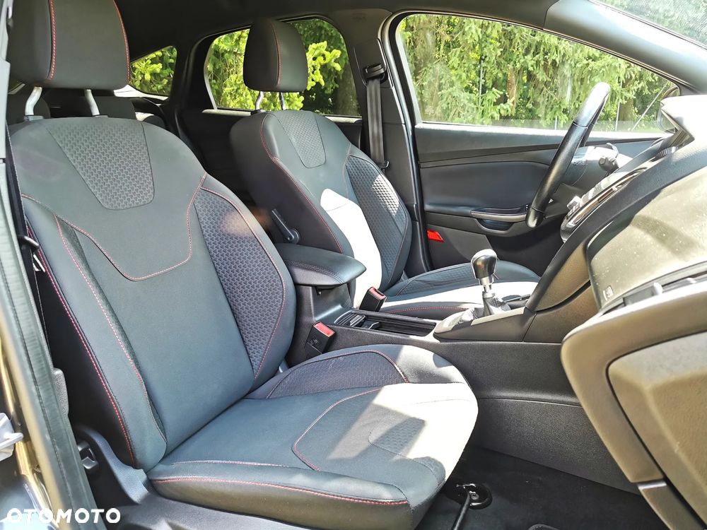 Ford Focus 1.5 EcoBoost ST-Line Black ASS - 15