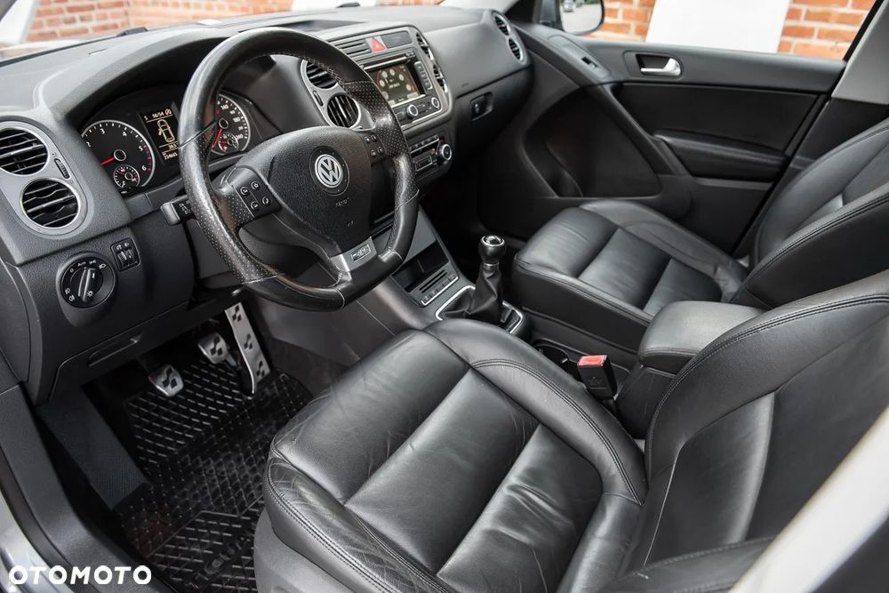 Volkswagen Tiguan 2.0 TDI R-Style - 15