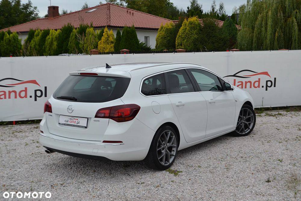 Opel Astra 2.0 CDTI DPF SportsTourer Edition - 11