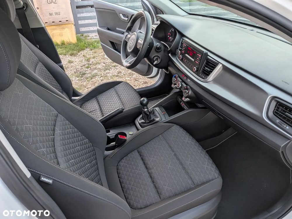Kia Rio 1.2 M - 24