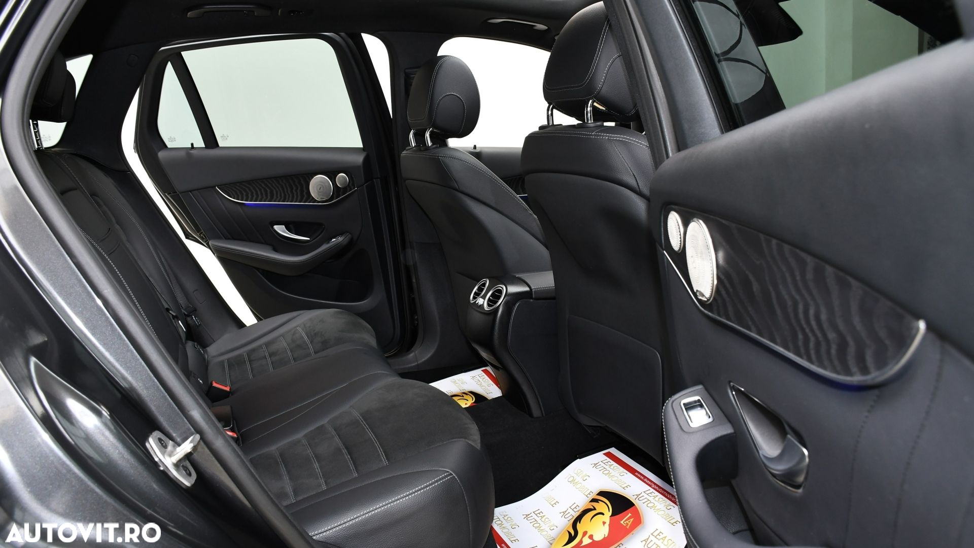Mercedes-Benz GLC 300 de 4Matic 9G-TRONIC AMG Line - 11