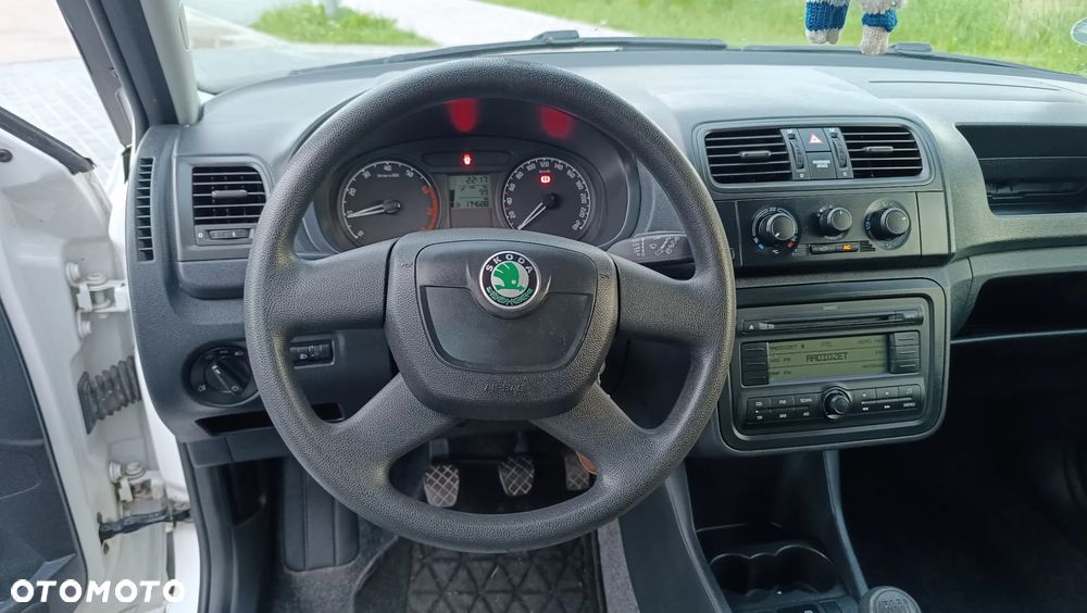 Skoda Fabia 1.2 HTP Ambiente - 15