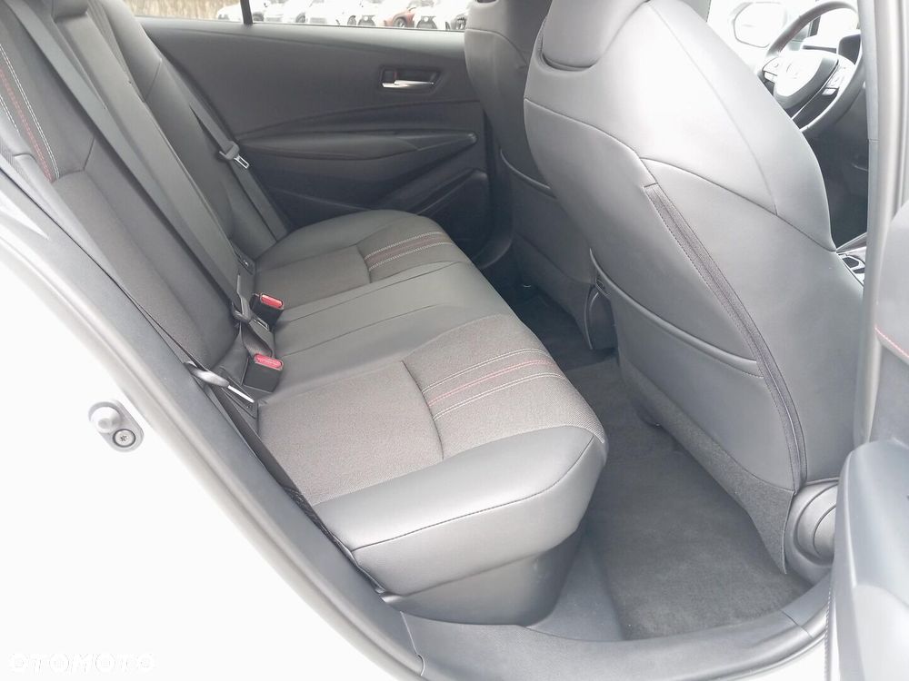 Toyota Corolla 1.8 Hybrid GR Sport - 10