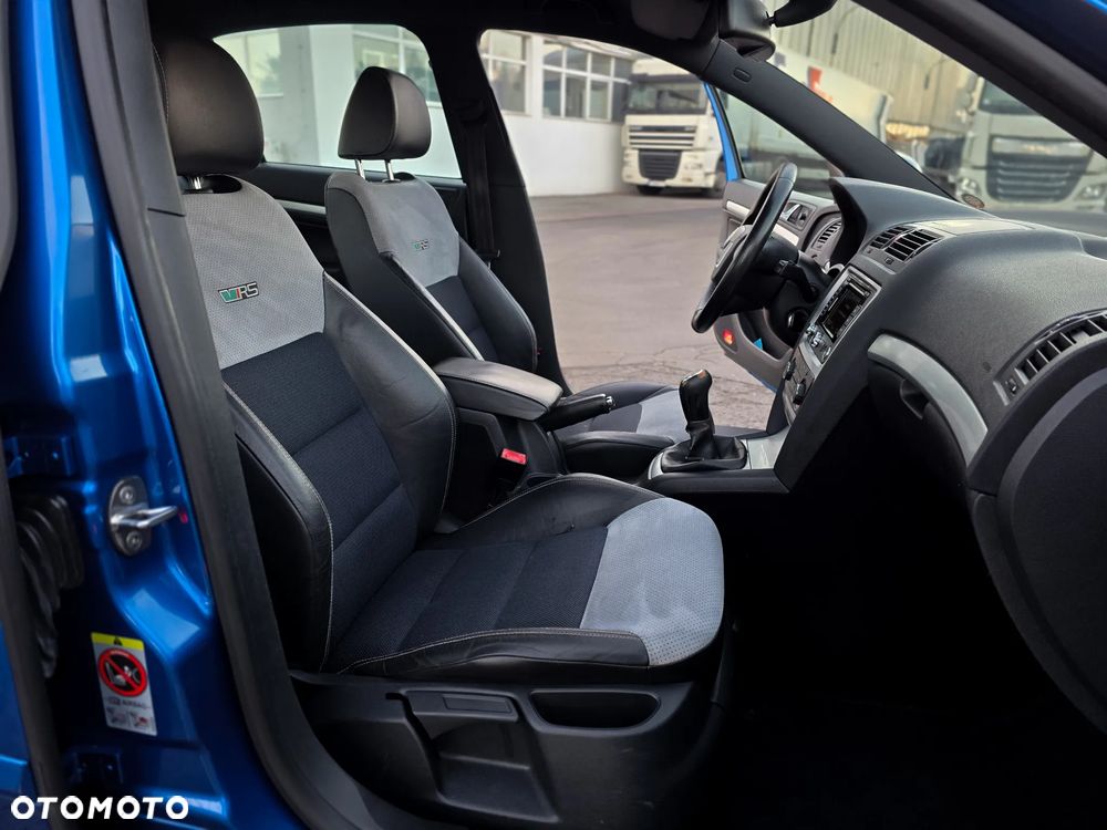 Skoda Octavia 2.0 TSI RS - 18