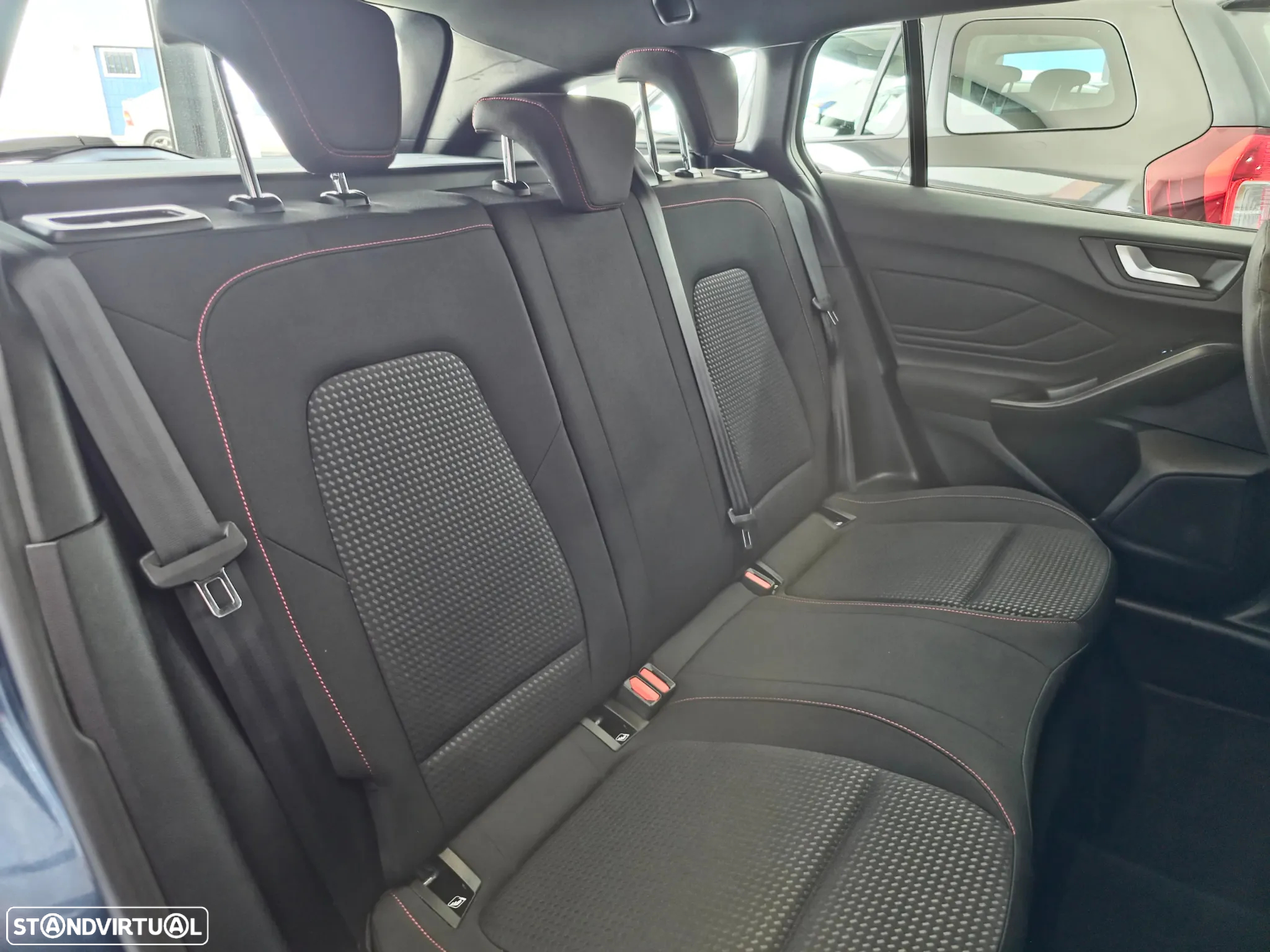 Ford Focus SW 1.0 EcoBoost MHEV ST-Line Aut. - 15